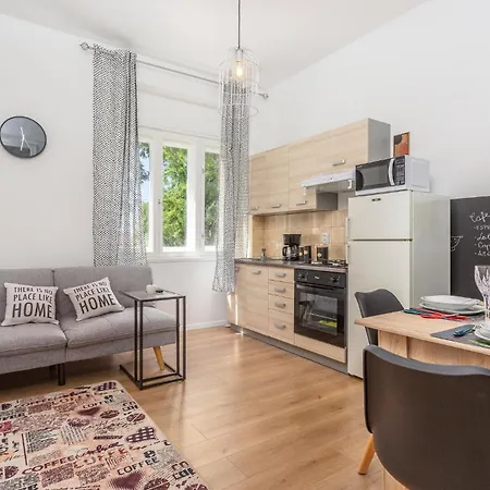 1 Bedroom Lovely In Rijeka