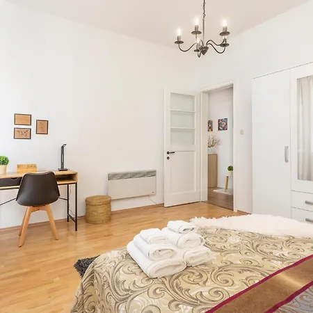 1 Bedroom Lovely In Apartman